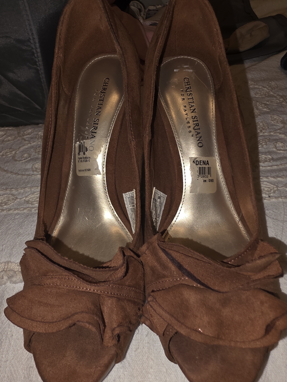 Christian Siriano Rust Brown Suede Ruffle Peep-Toe Pumps